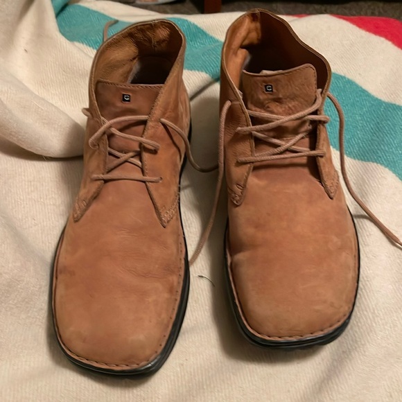 Earth men’s Chukka boots. Leather. Size 11. Baja style.  Lace up tie shoe. MOCHA - Picture 1 of 11